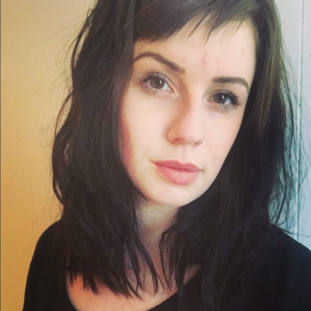 Meet your Posher, Alexandra